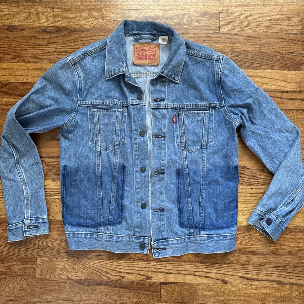 Rare Levi Strauss Levi’s Denim Jacket Men Size M Altered Trucker Blue Pockets
